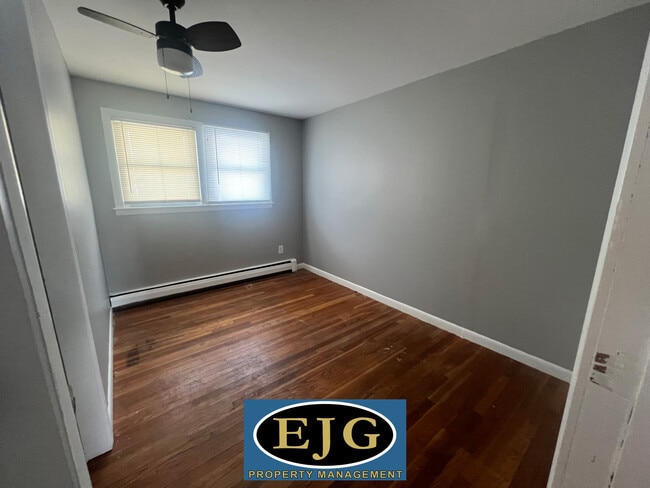 Building Photo - 75 Indian Acres Dr