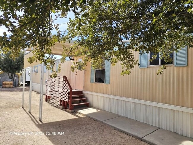 Building Photo - 812 E McNeil Rd