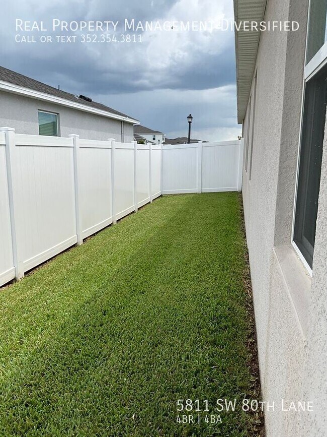 Building Photo - 5811 SW 80th Ln
