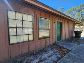 Building Photo - 5817 NW 23rd Terrace