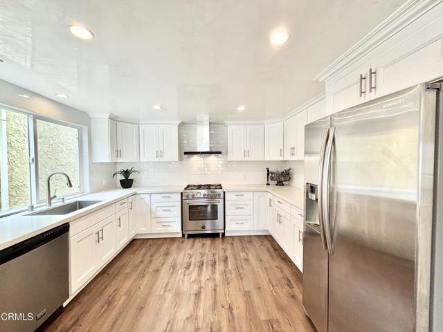 Building Photo - 113 Los Robles St