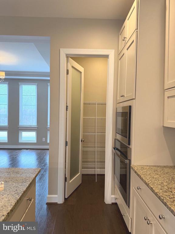 Building Photo - 20396 Roslindale Dr