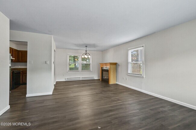Building Photo - 47 Atlantis Ave