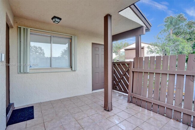 Building Photo - 1233 Hampton Blvd