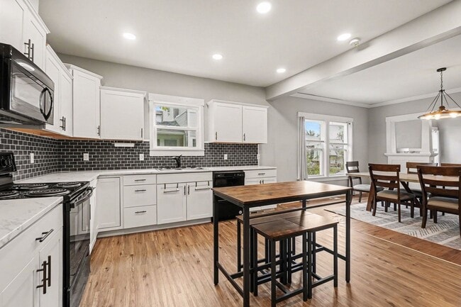 Building Photo - 2818 N 45th St