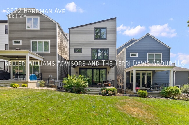 Building Photo - 3572 Handman Ave