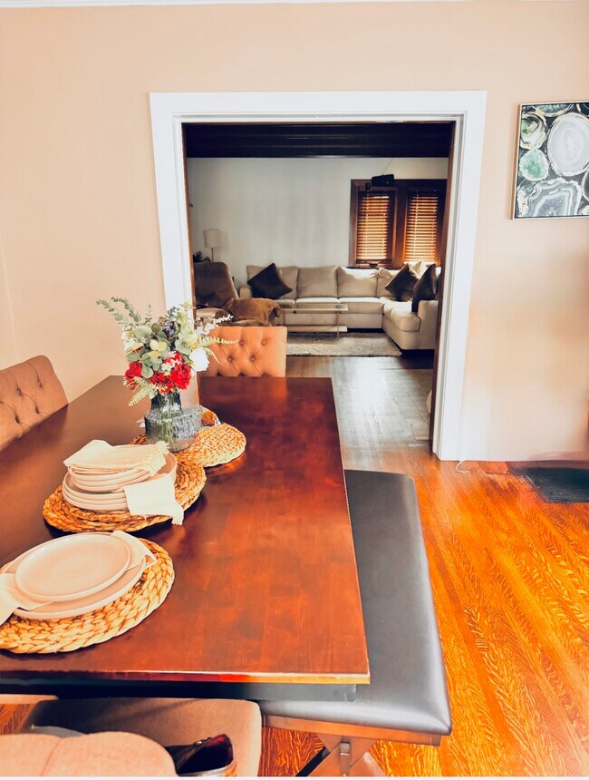 Building Photo - 3078 N Pennsylvania St