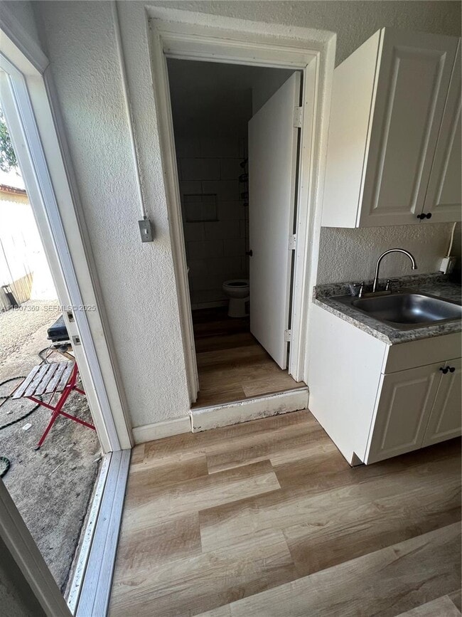 Building Photo - 410 Pennsylvania Ave