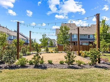 Building Photo - 729 Tower Rd