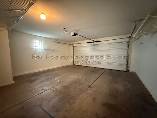 Building Photo - 2514 E Boston St