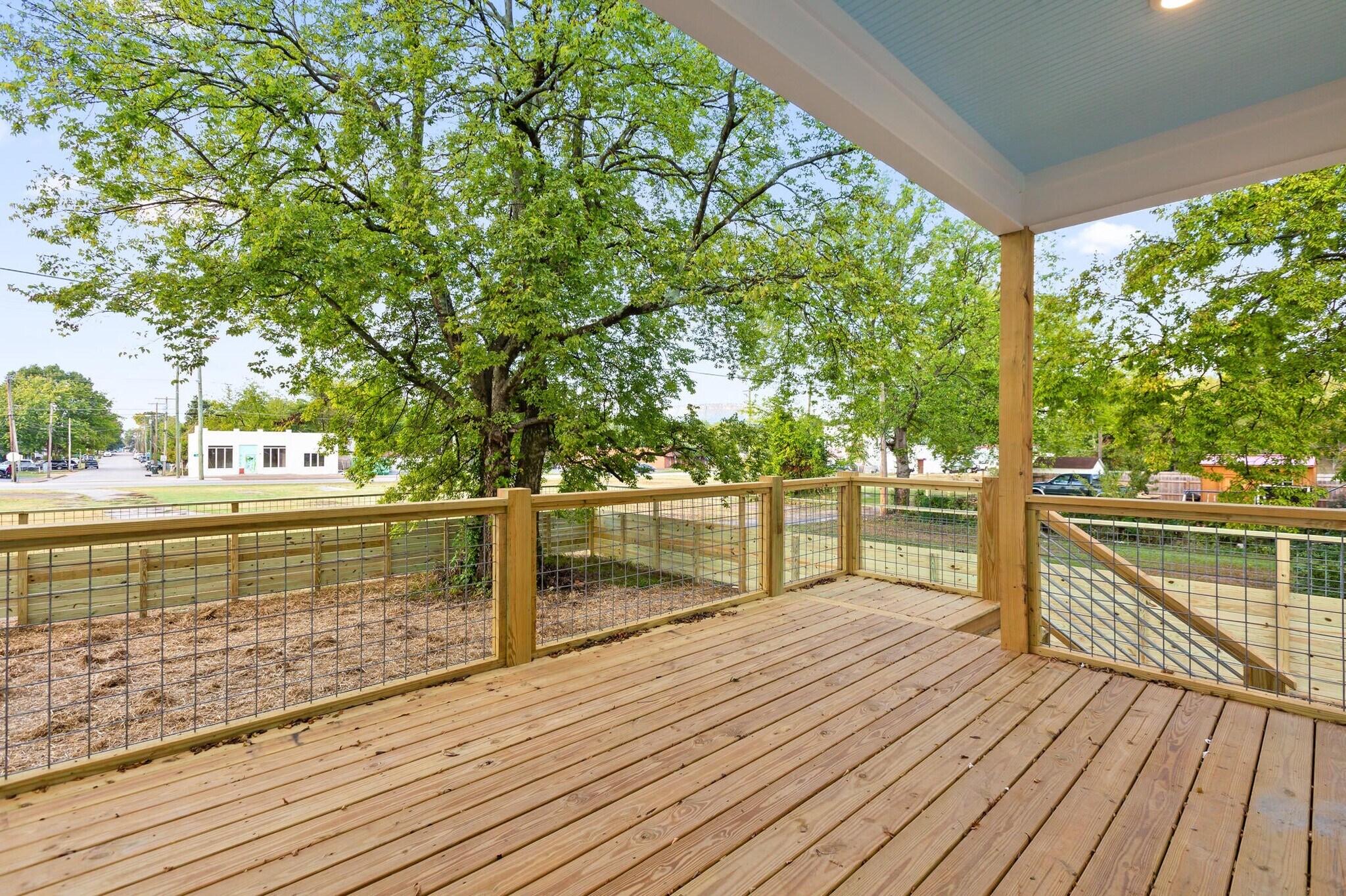 Building Photo - 2006 E 14th St