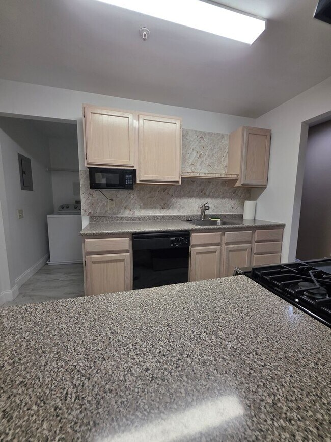 Building Photo - Waters Edge Condos