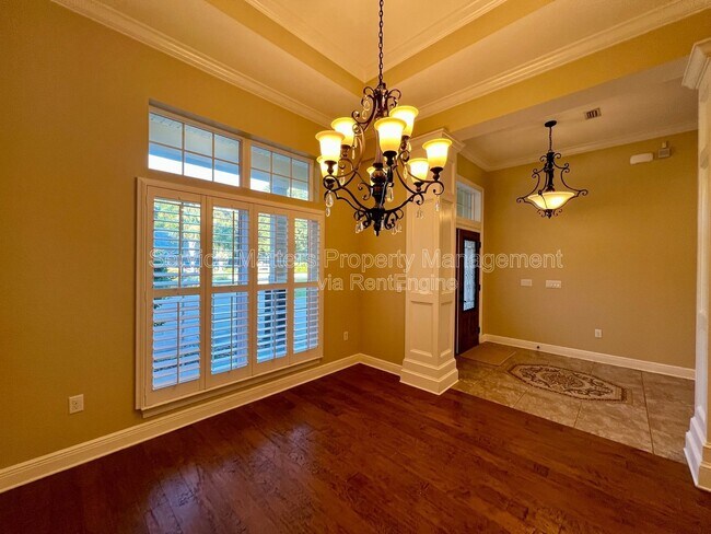 Building Photo - 2926 Greystone Dr