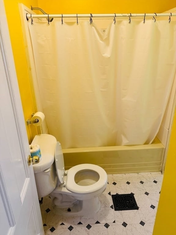 Building Photo - 10 Kenwood Terrace