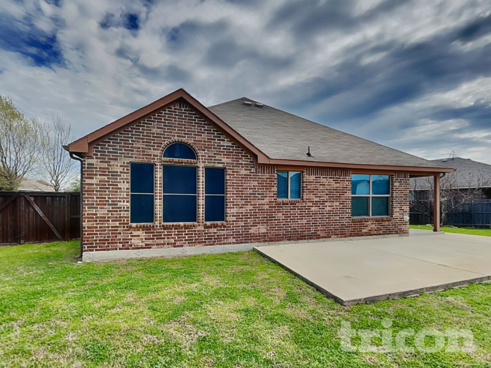 Building Photo - 205 Old Spanish Trail