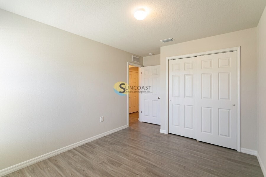Building Photo - 1366 Tan Tara Trl