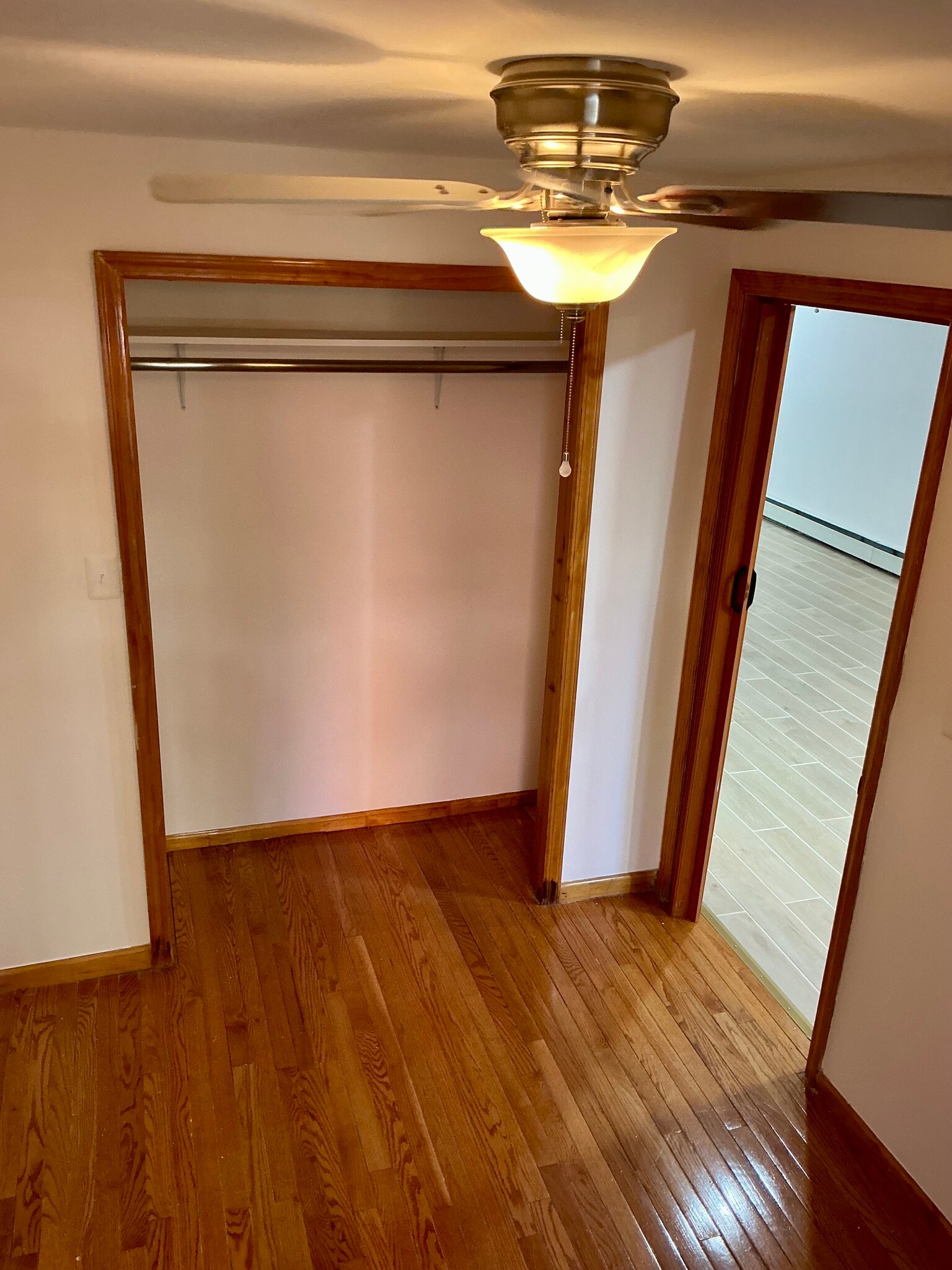2nd bedroom - 541 47th St