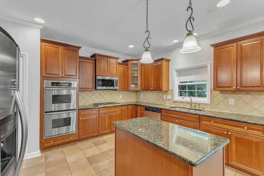 Building Photo - 9301 Perini Ct