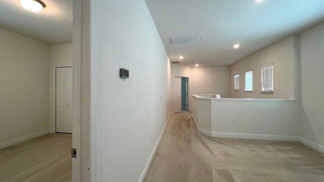 Building Photo - 8559 Crescendo Ave