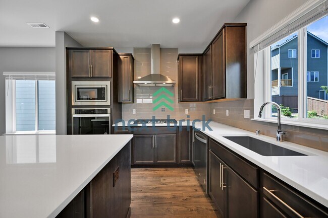 Building Photo - Spacious 4-Bedroom Retreat with 3.5 Baths in Beautiful Bothell – Your Ideal Home Awaits!