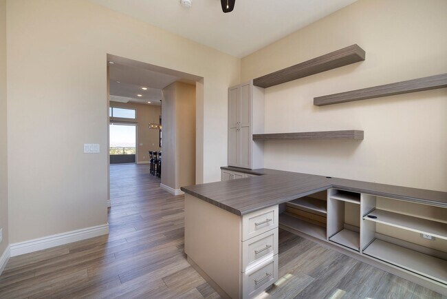 Building Photo - 55 or Older - Guard Gated Community in Sum...