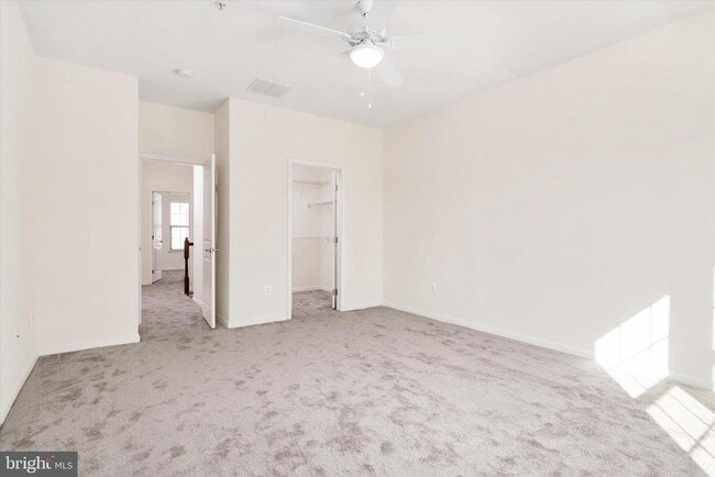 Building Photo - 7627 Hamilton Xing