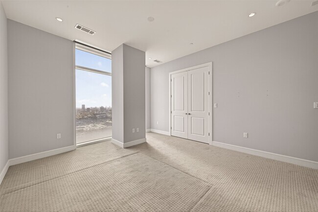 Building Photo - 4521 San Felipe St