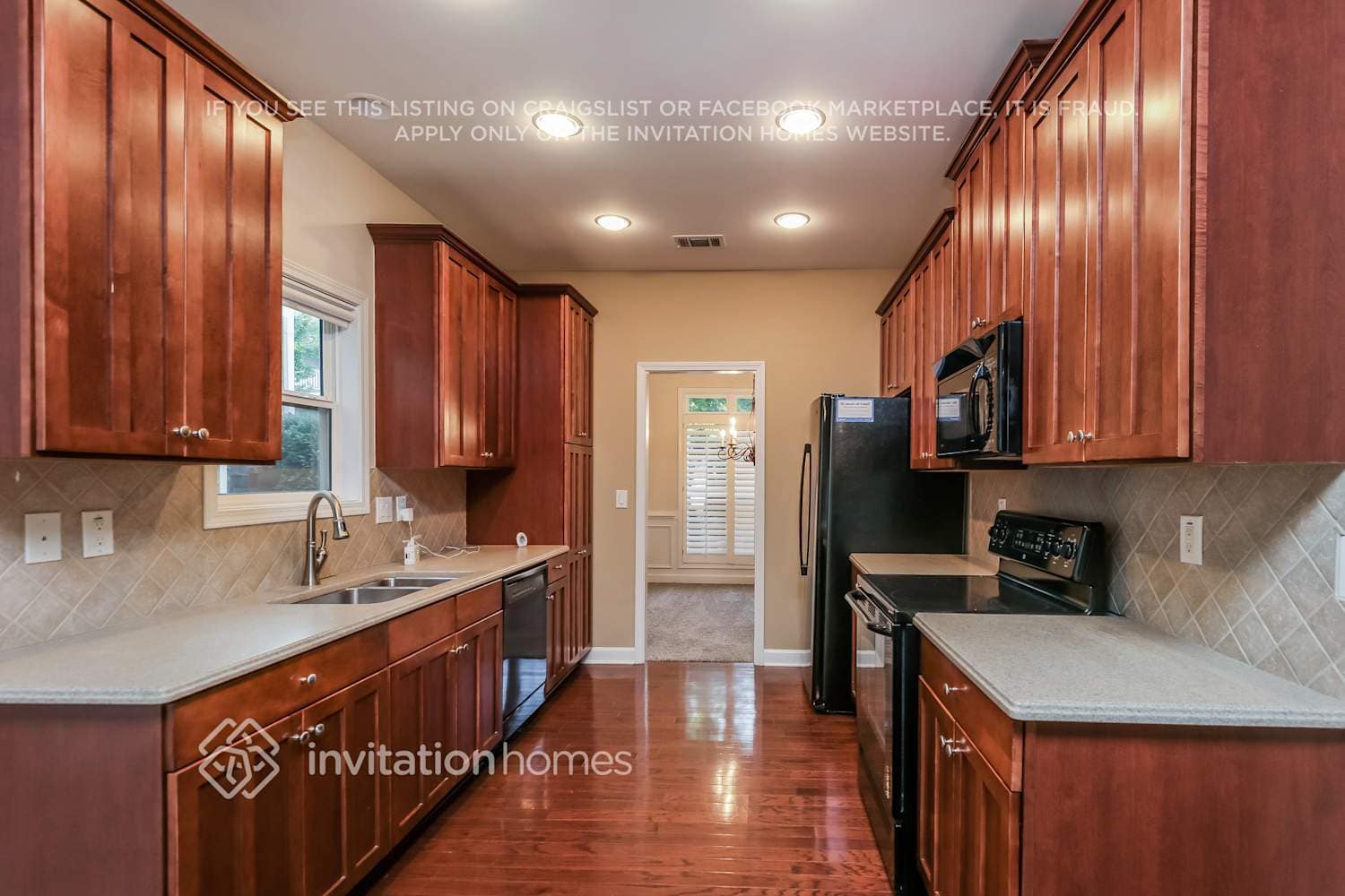 Building Photo - 607 Pringle Dr NE