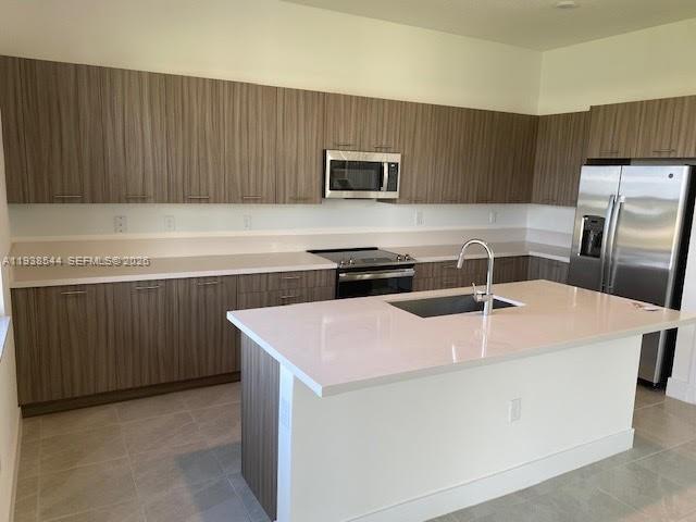 Building Photo - 4435 SW 174th Ave