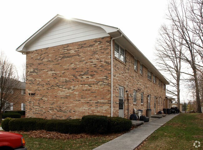 Building Photo - Tanglewood Apartments