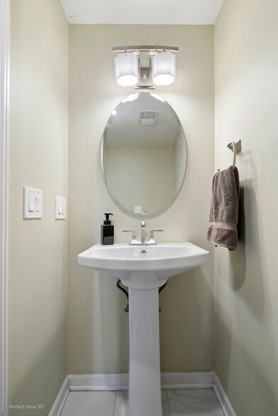 Building Photo - 1816 N Spaulding Ave