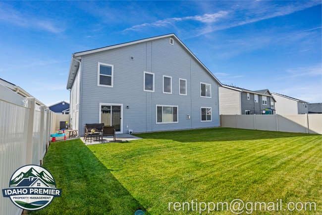 Building Photo - 7642 E Lightfoot St