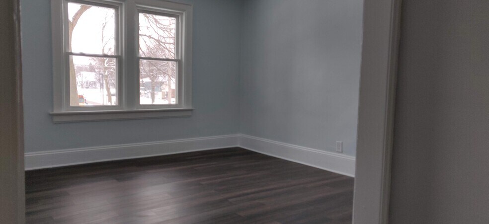 Building Photo - 7728 W Stevenson St