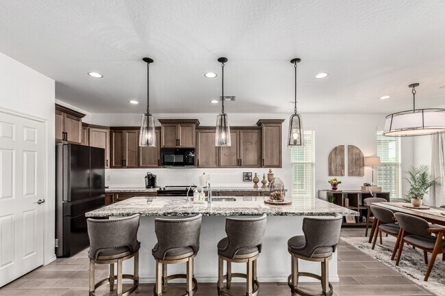 Building Photo - Luxury 2BR + Den Townhome in Amenity-Packed Community - Encanterra