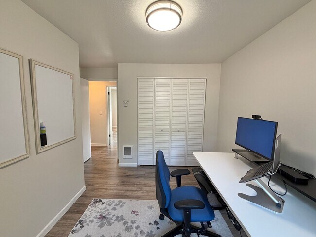 Building Photo - 13327 NW Coho Run