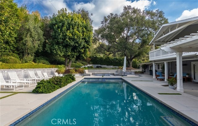 Building Photo - 5433 Castle Knoll Rd