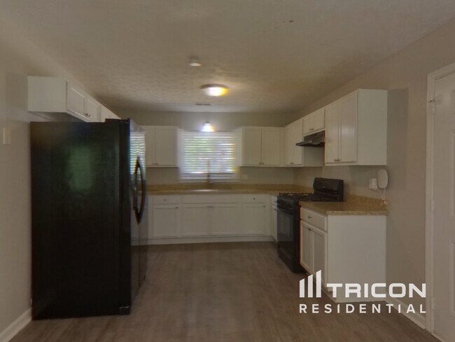 Building Photo - 125 Heritage Way