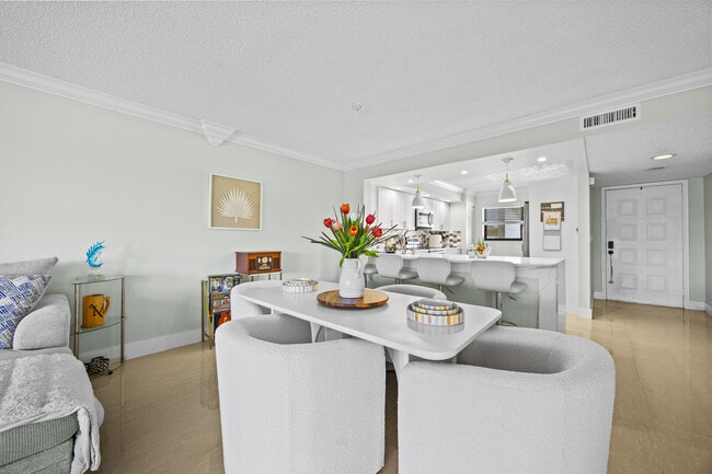 Building Photo - 12926 Briarlake Dr