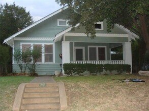 Building Photo - 218 N Windomere Ave