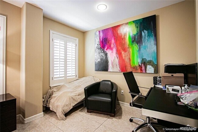 Building Photo - 23 West St