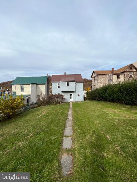 Building Photo - 906 Lemon St