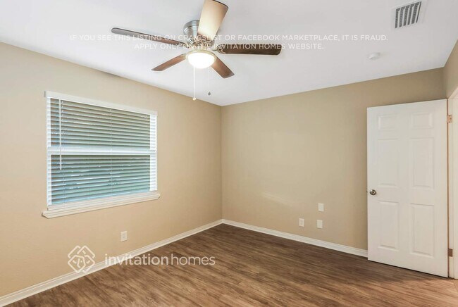 Building Photo - 4535 Emerson Ave S