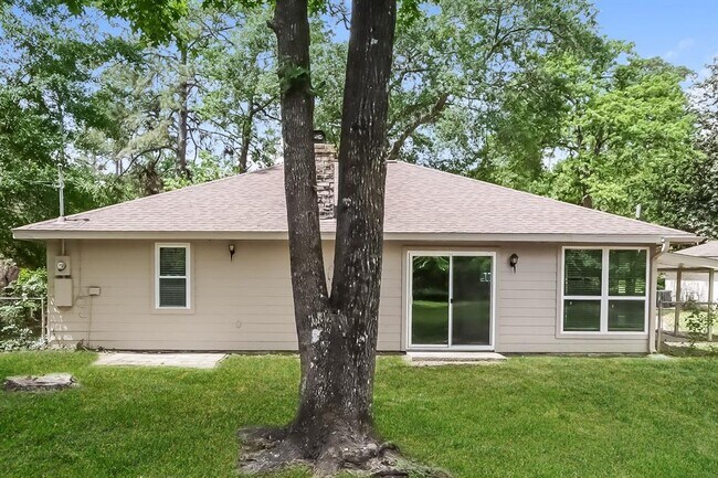 Building Photo - 24518 Pine Canyon Dr