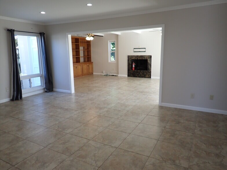 Building Photo - 1455 Transite Ave