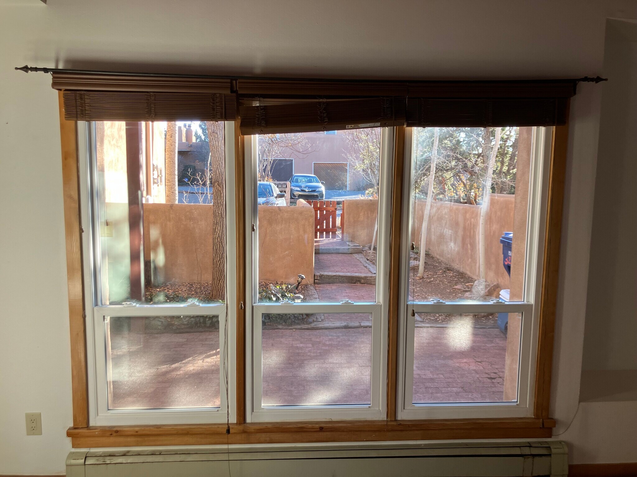 Building Photo - 3228 1/2 La Avenida de San Marcos