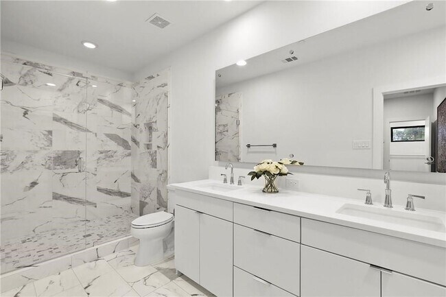 Building Photo - 2707 Kimsey Dr