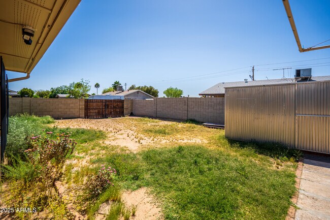 Building Photo - 18422 N 30th Ln