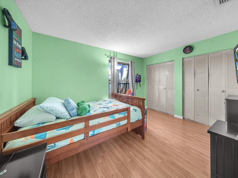 Building Photo - 2496 NW 99th Ave