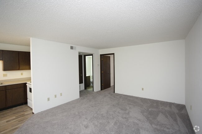 1BR, 1BA - 630 SF - The Place Apartments