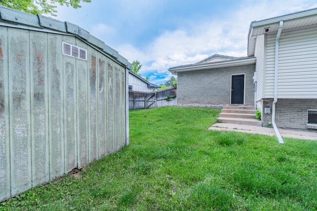Building Photo - 7155 E Princeton Ave